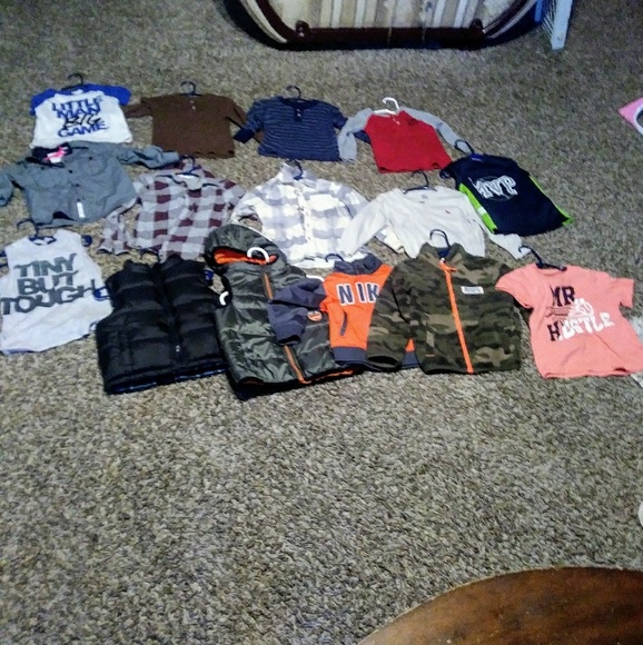 Toddler boy clothes - Picture 2 of 4